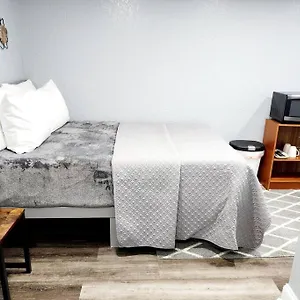 Petite! Apartment